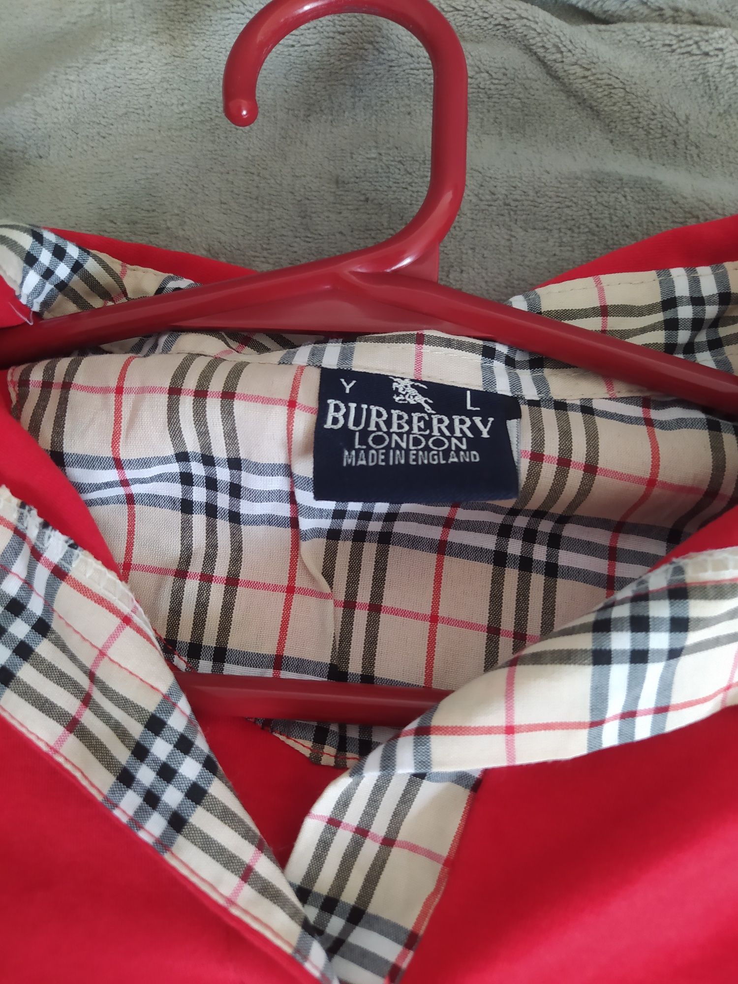 sprzedam koszulke Burberry