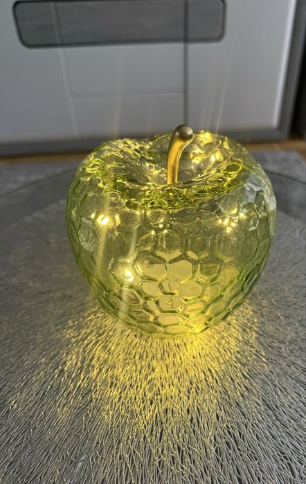 Lampka jabłko ledowe szklane