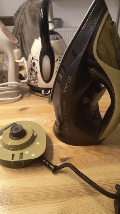 Żelazko bezprzewodowe