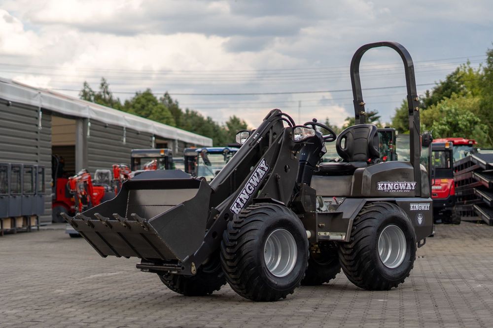 Ładowarka kołowa H180 KUBOTA silnik udźwig 600 - 700 kg + osprzęt PRO