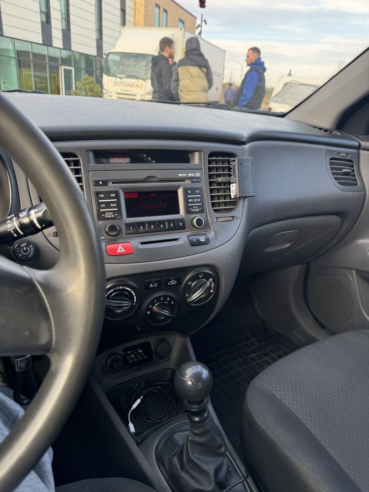 Kia Rio 2 2011 року,1,4 бензин,механіка