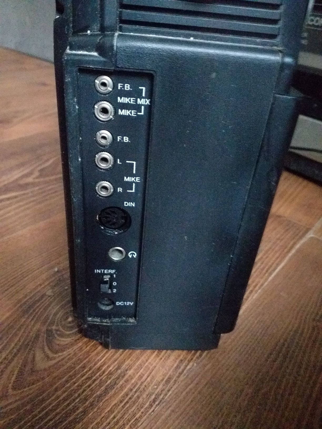 Radiomagnetofon  Radiotone