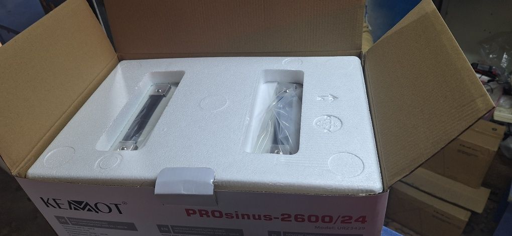 Безперебойник, ИБП,  ДБЖ. KEMOT PROsinus 1800/2600w