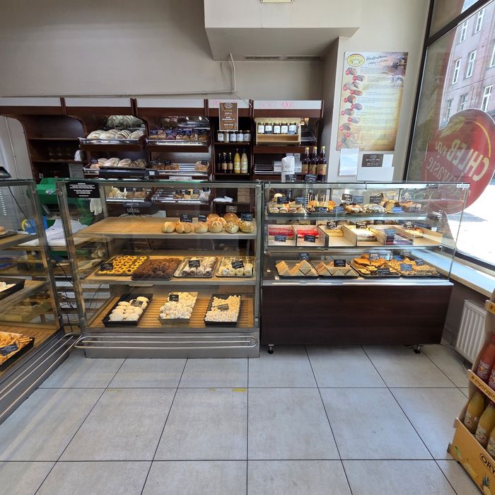 Sprzedam witryny ekspozycyjne do sklepu