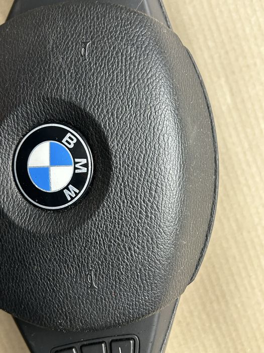 Kierownica e83 x3 LIFT bardzo ladna cena z poduszka WYSYLKA airbag