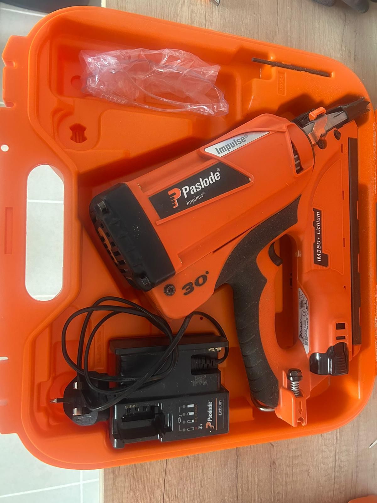 Paslode IM350 plus