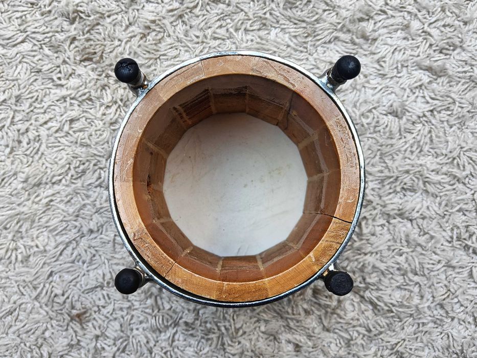Bęben, bębenek, bongos drewniany klepkowy perkusyjny 7"