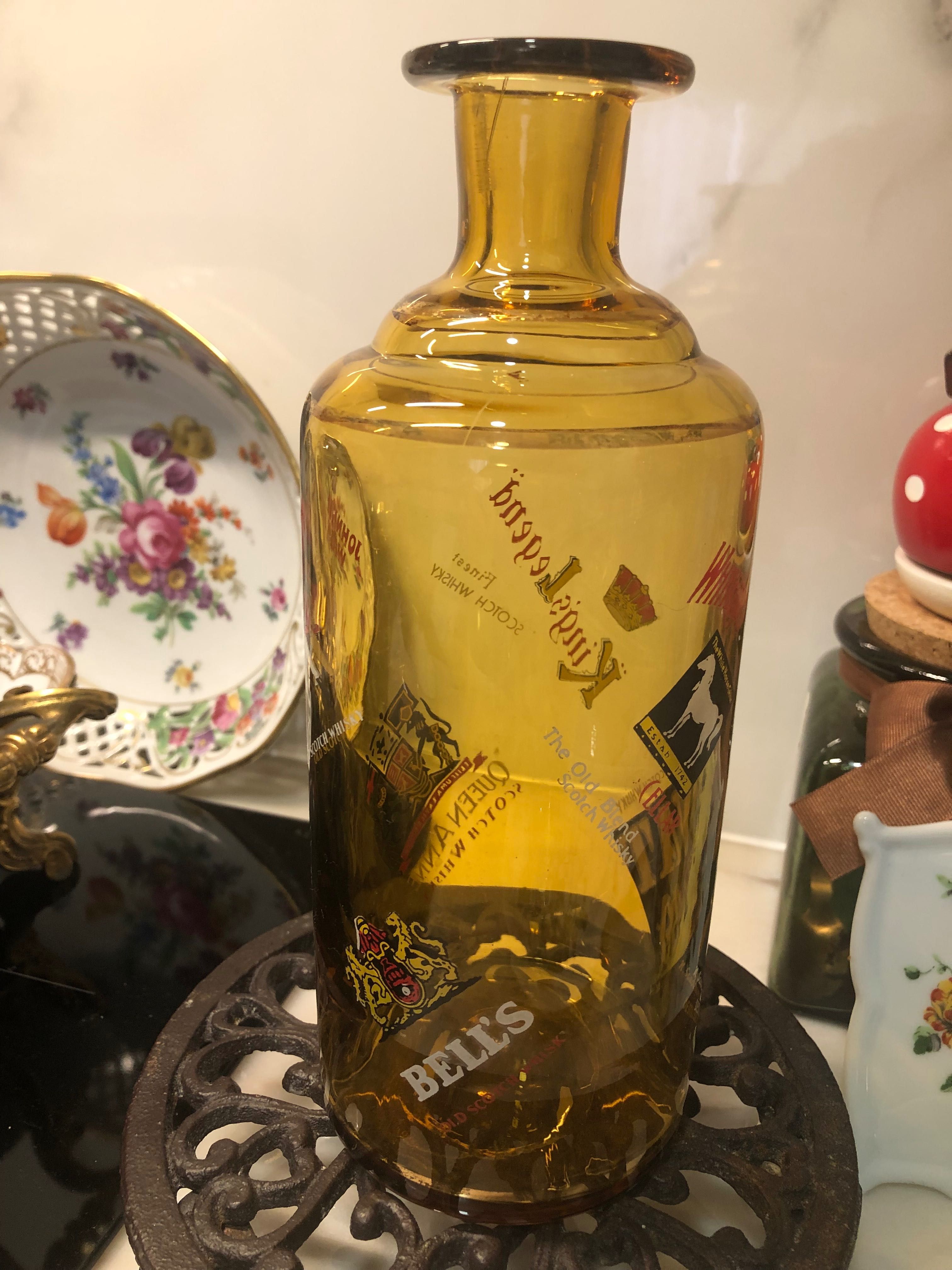 Garrafa licoreira de vidro vintage