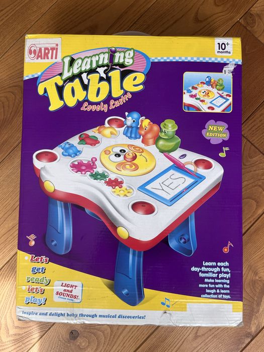 NOWY stolik edukacyjny Arti learning table