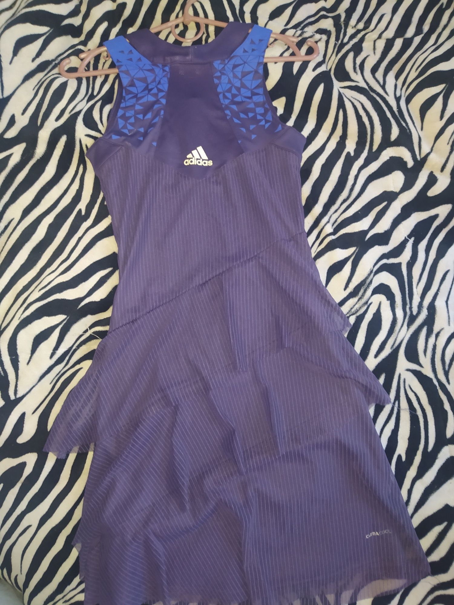 Спортивне платье сукня плаття adidas xs