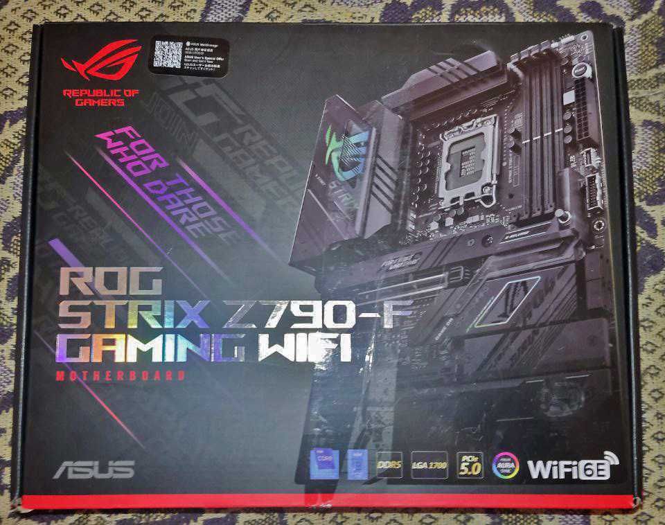 Игровая материнская плата Asus ROG Strix Z790-F Gaming WiFi