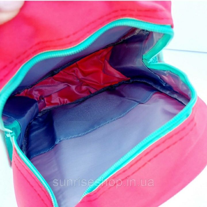 Рюкзак дитячий виконаний з щільної тканини гарної якості
