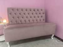 Sofa capitone com brilhantes