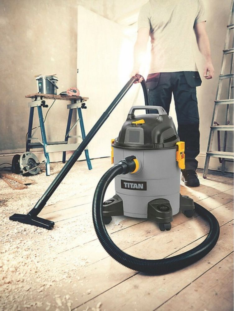TITAN TTB774VAC 1300W 16л Пилосос будівельний Англія