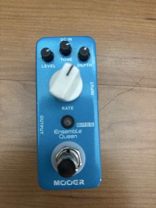 Pedais de Baixo variados