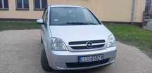 Opel Meriva A 2004 rok.