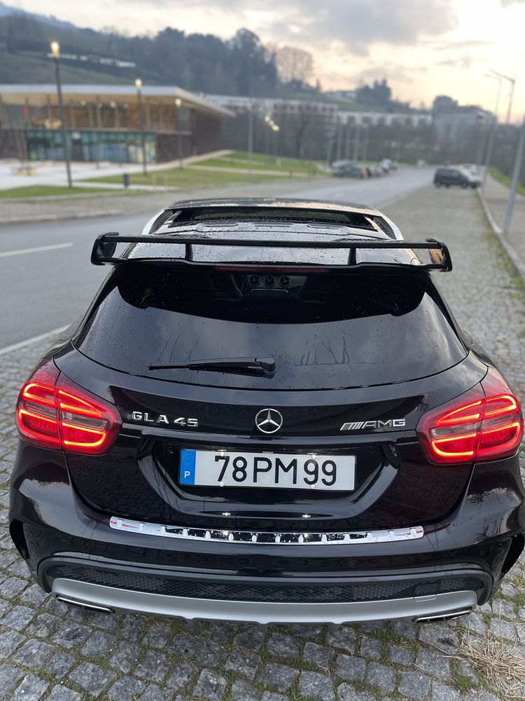 Mercedes GLA45 AMG