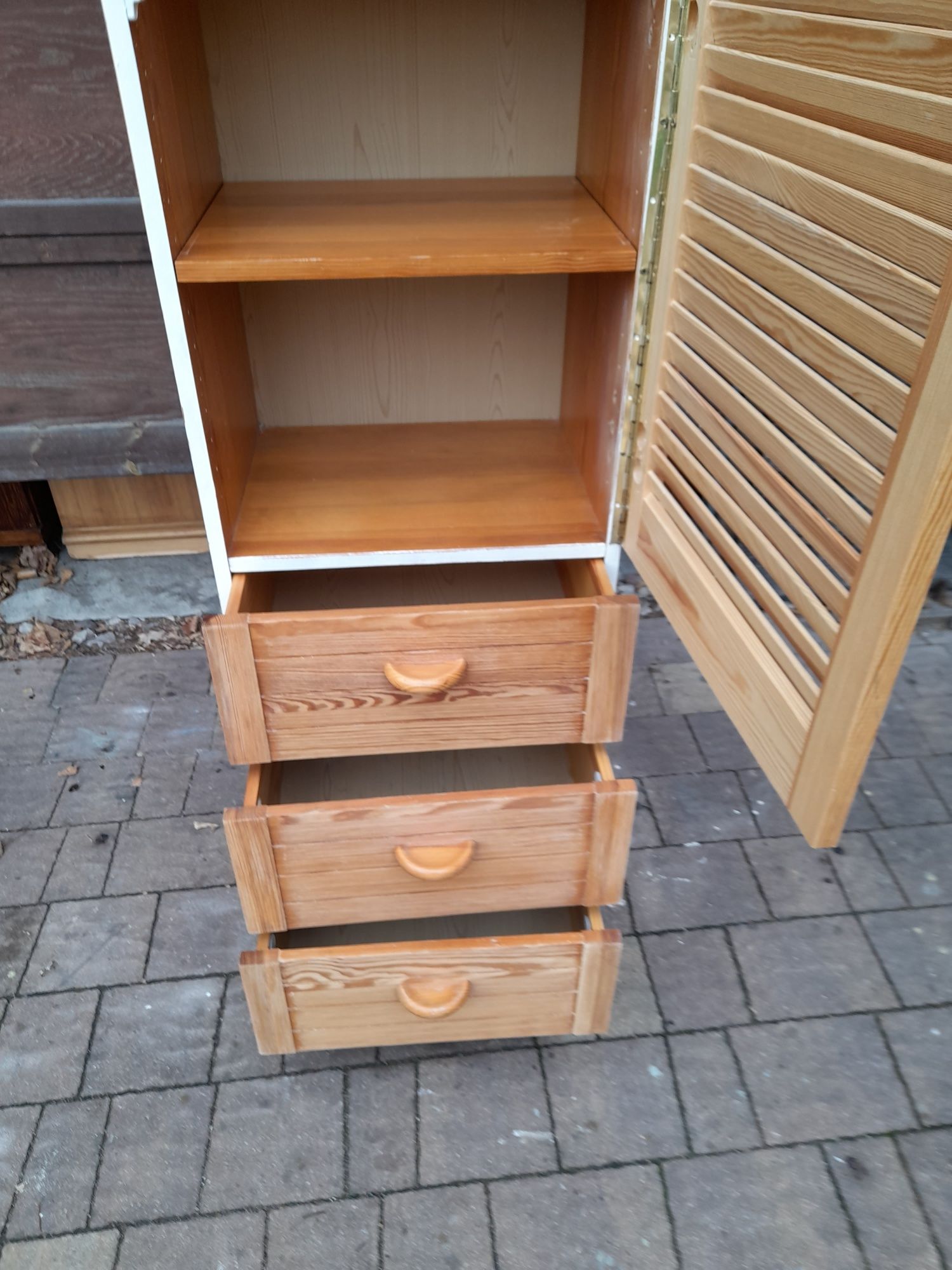 Szafka do łazienki