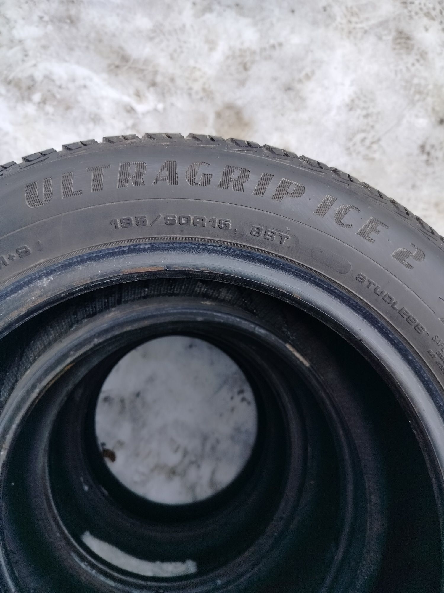 Зимняя резина Goodyear 195/60/r15