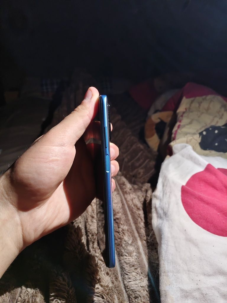 Xiamo Redmi 10 б/у чехол в подарунок
