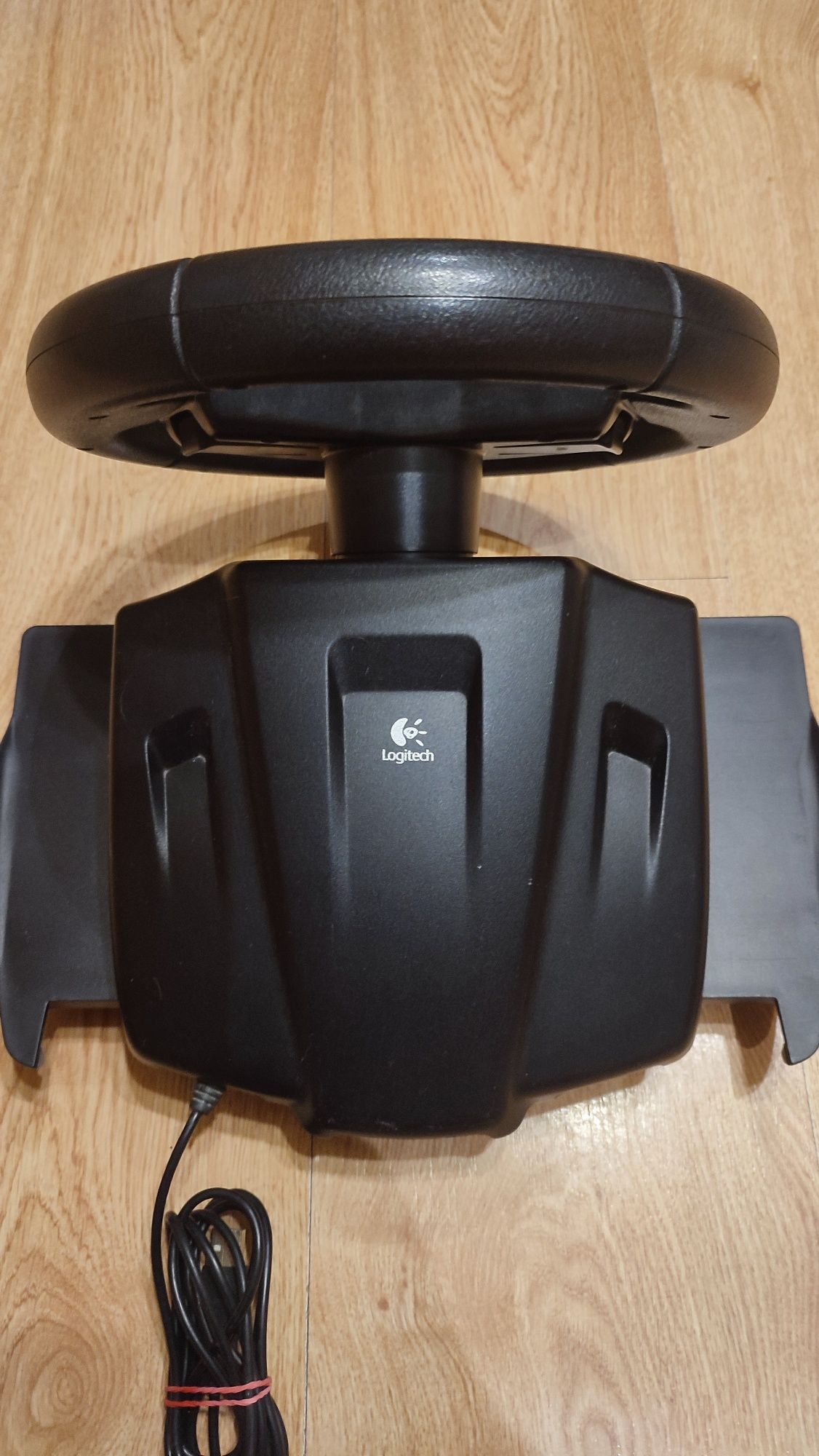 Logitech Formula Vibration Feedback wheel