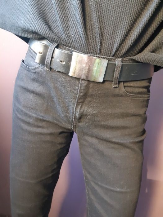 LEVI'S czarne prosta nogawka jak nowe 38 mid rise STRIGHT jeansy