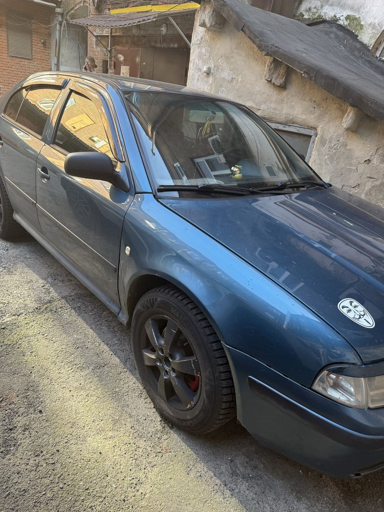 Авто skoda octavia 1.8 турбо. По ТП