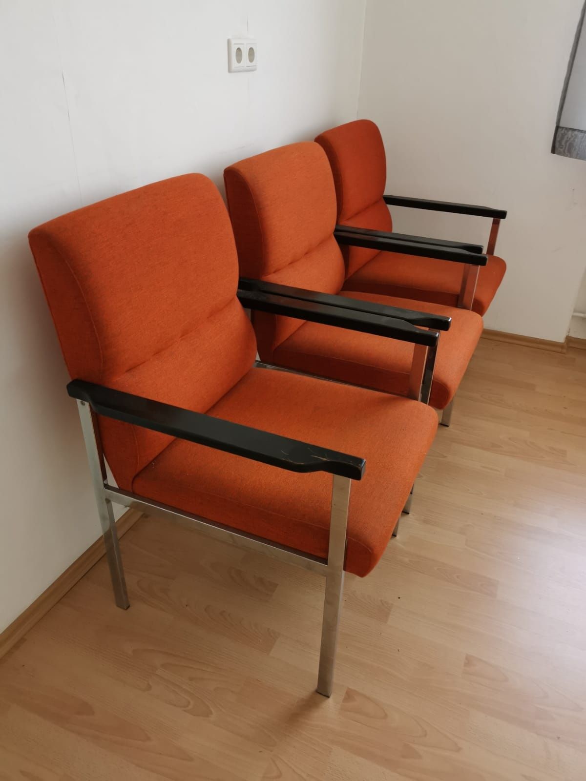 Fotele/krzesła ponaranczowe