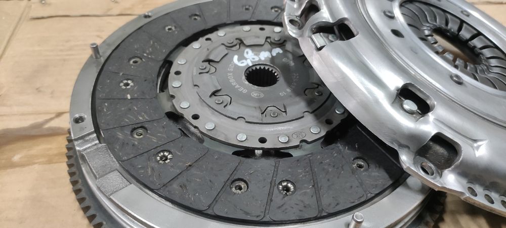 Sprzęgło koło dwumasowe komplet 1.8 tdci Ford Focus mk2 C-max Mondeo