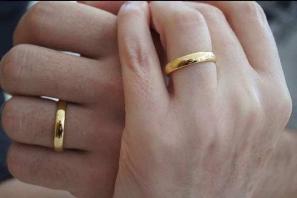 Alianças classicas, ouro laminado 18k  faço gravação nome e data