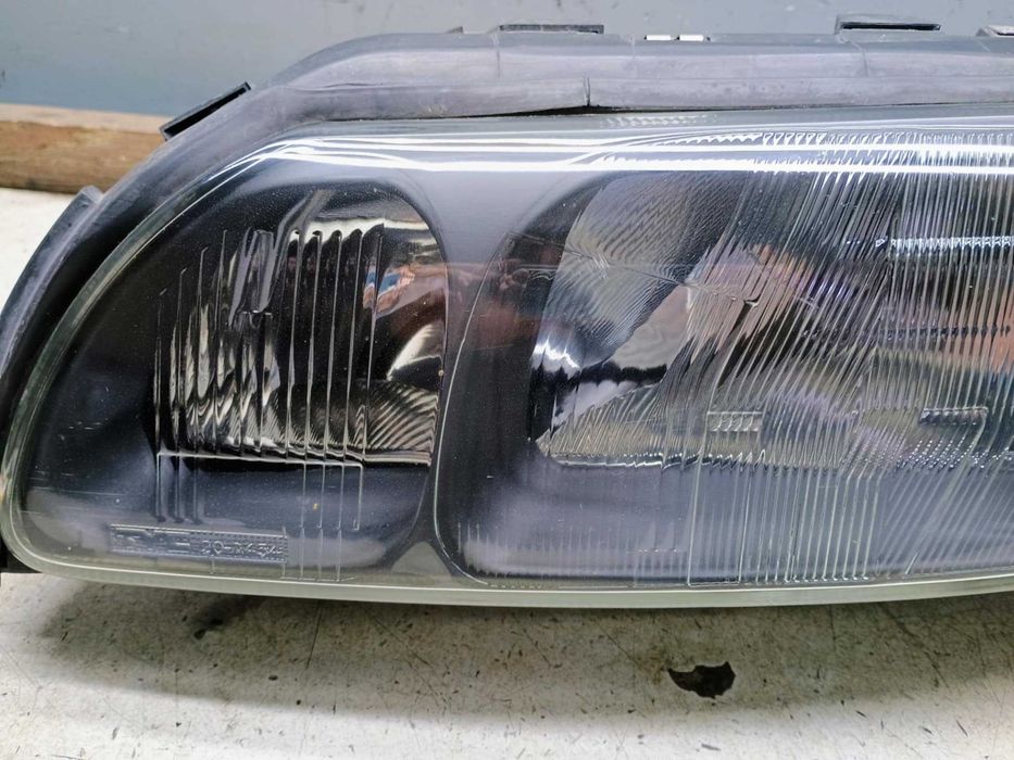 Lampa Lewy Przód Lewa Przednia Volvo V70 II