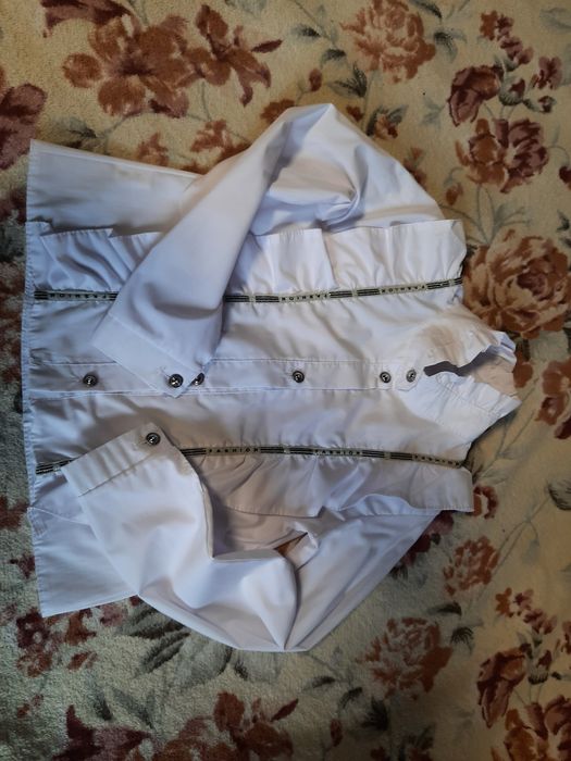 Продам Школьную блузку