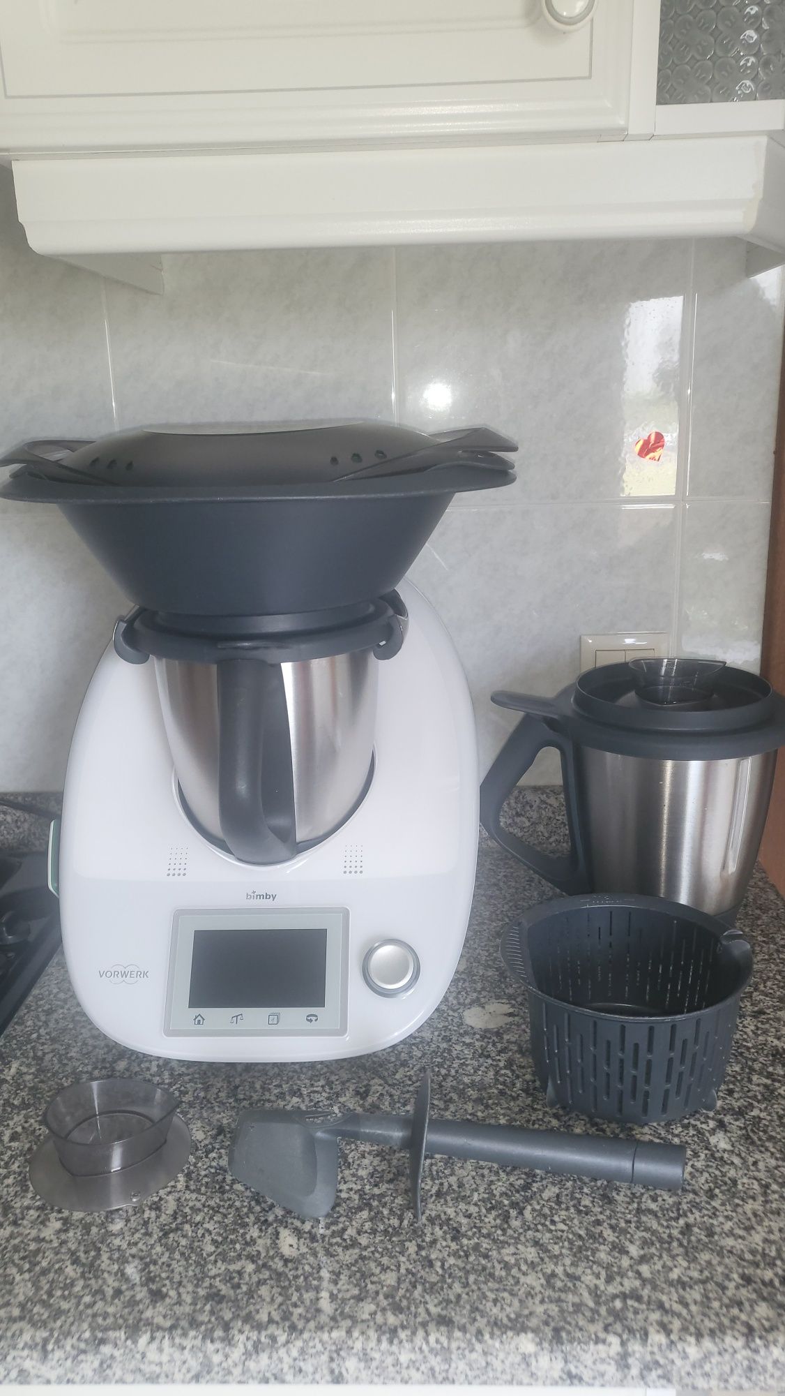 BIMBY TM5 c/ EXTRAS, 2 COPOS, COOKIDOO, A BIMBY FAZ e saco TRANSPORTE