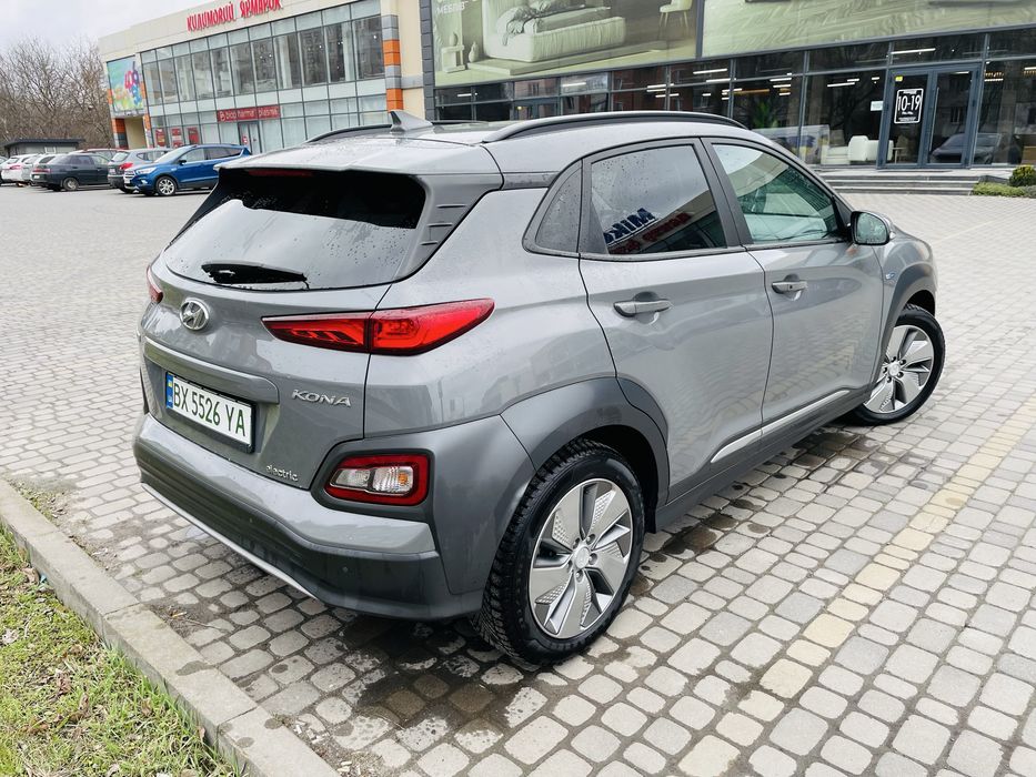 Hyundai Kona Electric 64кВт