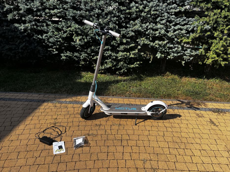 Hulajnoga elektryczna Motus