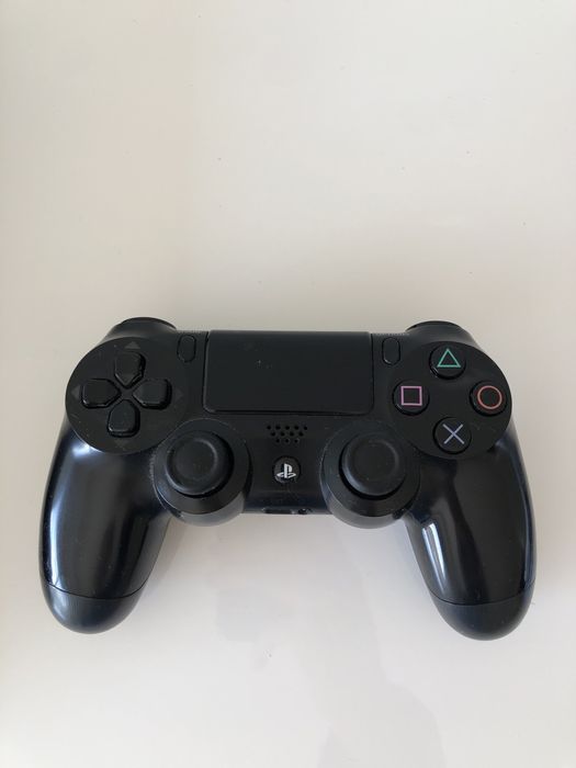 PlayStation 4 PS4 First Generation + Controller and Games64730074818689121