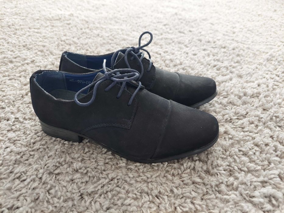 buty wizytowe komunijne dla chłopca rozm. 32, czarny zamsz