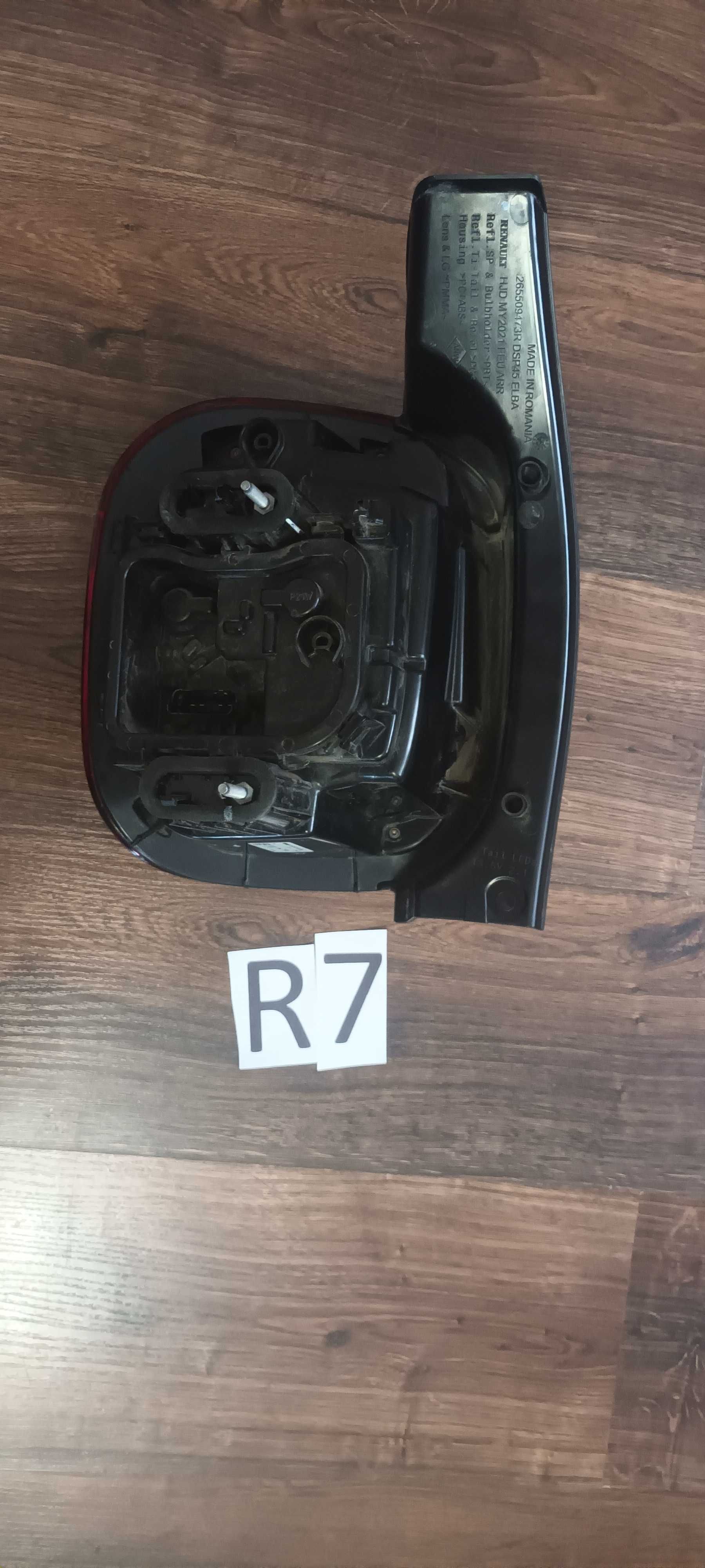 Dacia Daster II lift 21-24 lampa prawa tył