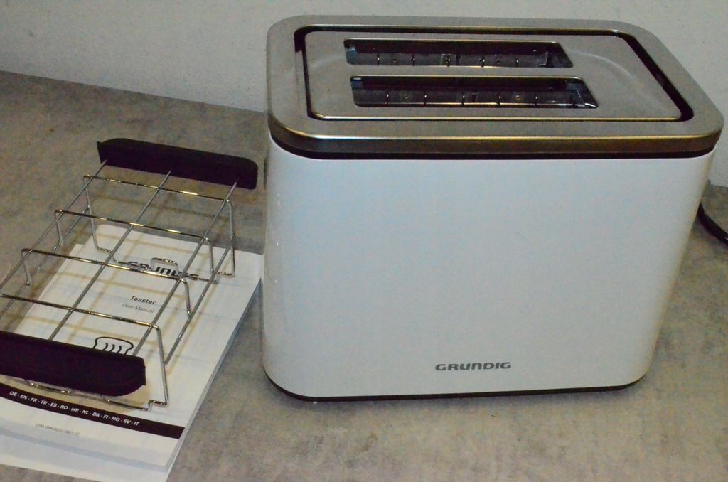 Toster Grundig TA 5860 biały 800 W z podgrzewaczem bułek biały