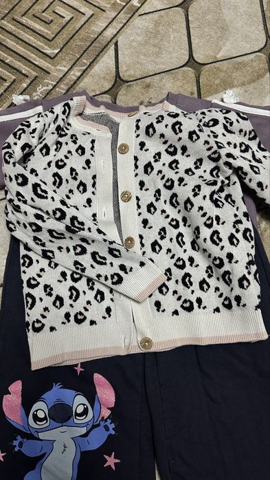 Лот одягу на дівчинку