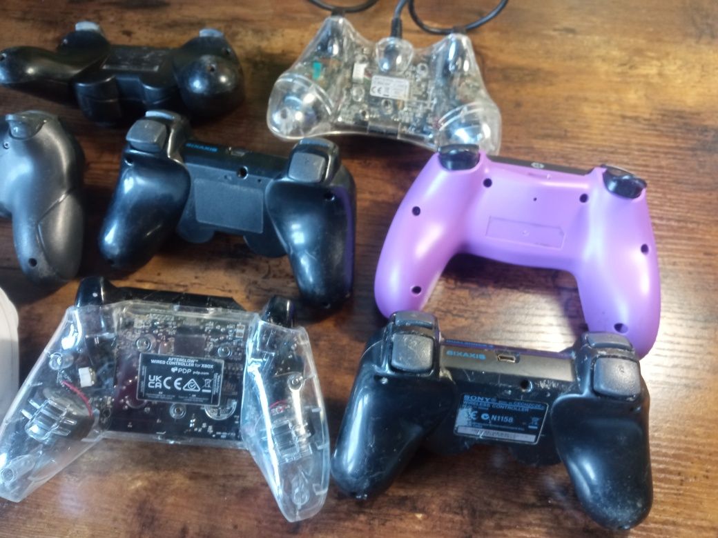 Kontrolery uszkodzone