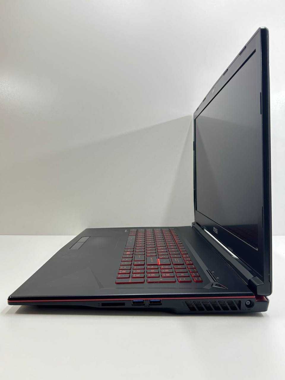 Ноутбук MSI MS-17C6 (17,3"/i7-8750H/16GB/256GB (HDD 1TB))