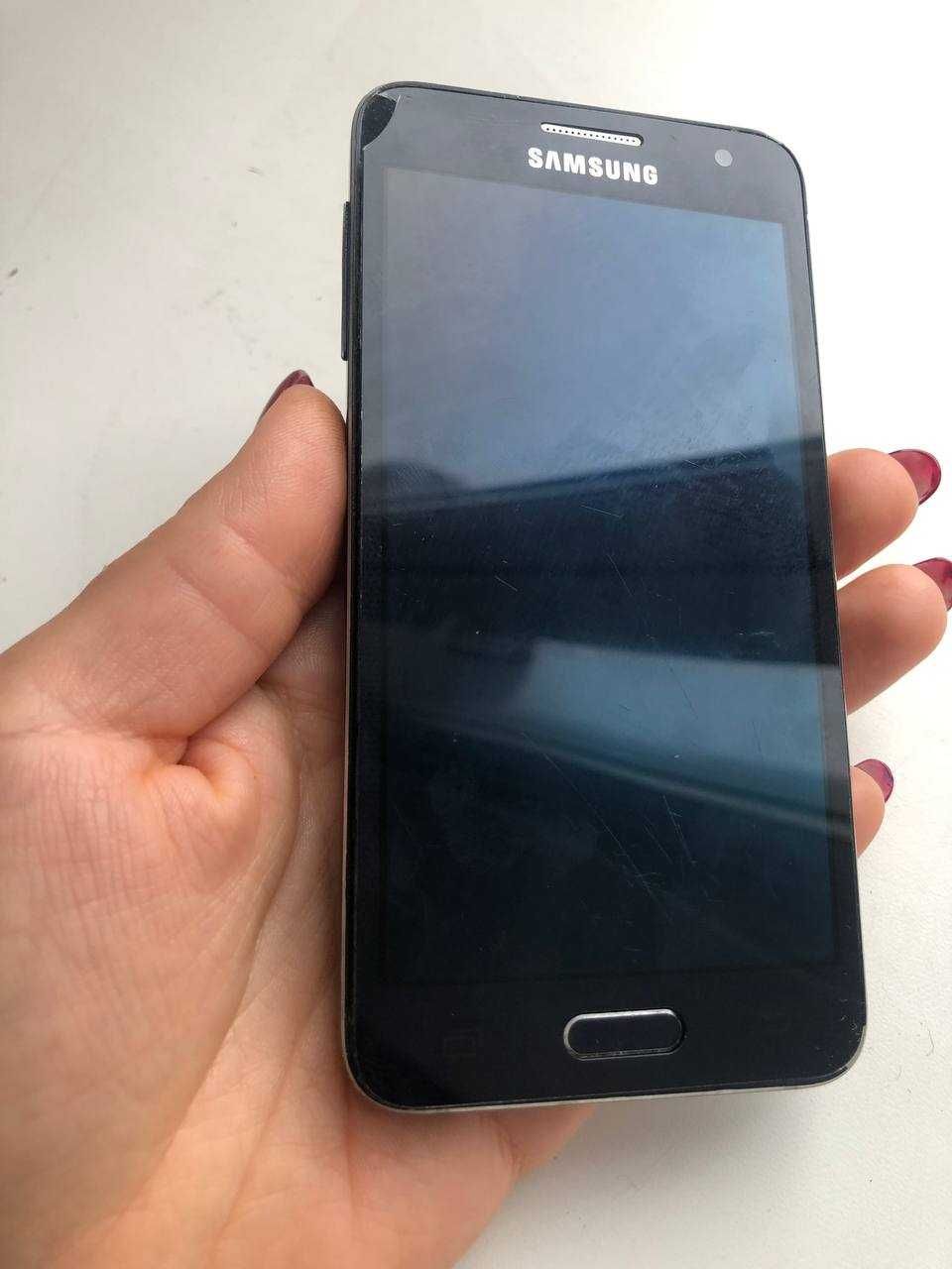 Смартфон Samsung Duos A300H Galaxy A3