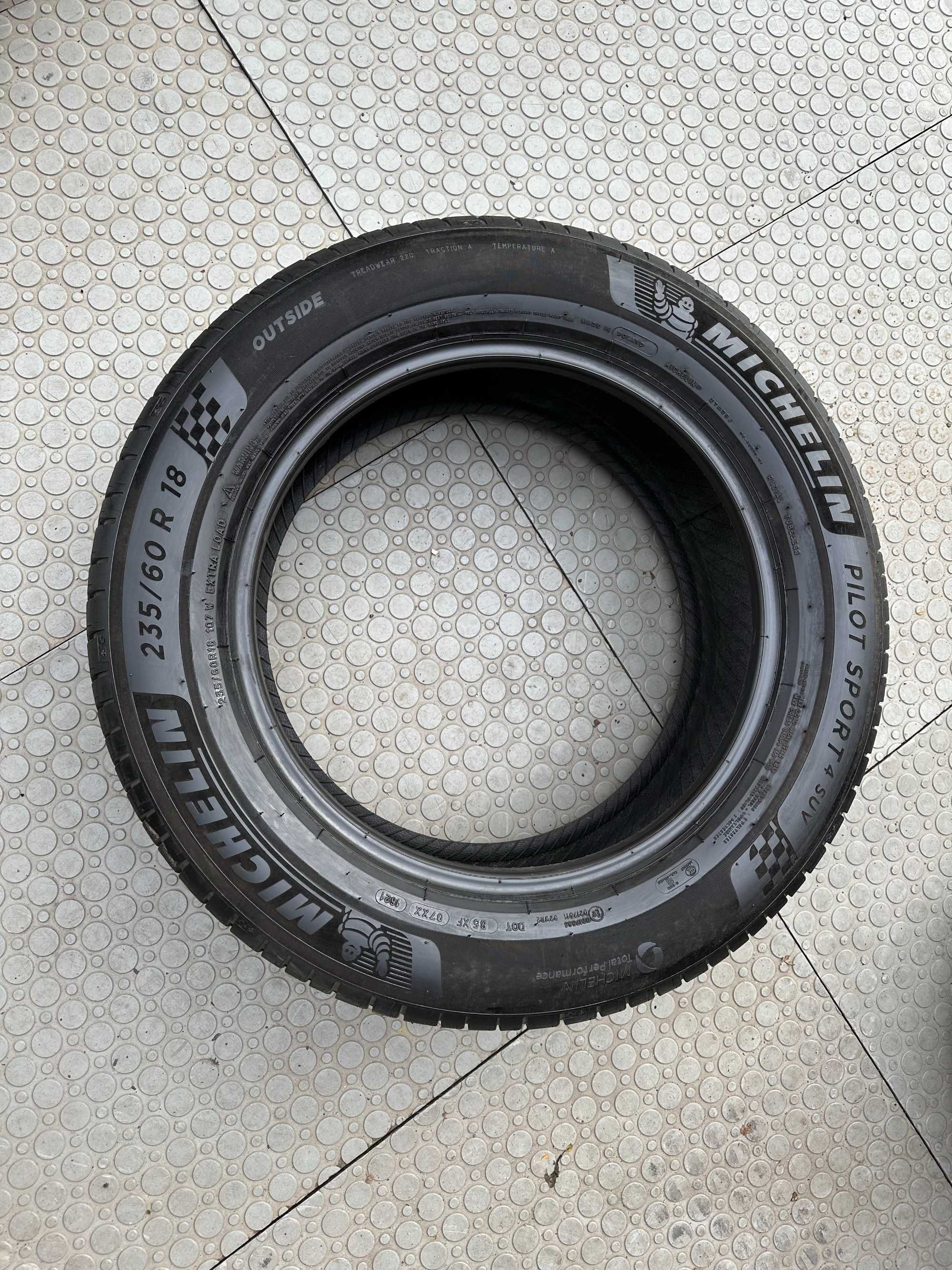 235-60 R18 107W Michelin Pilot Spotr 4 SUV розпаровка 1шт