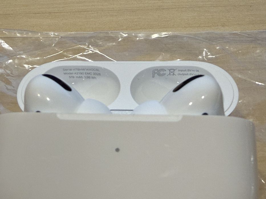 Airpods Pro 1 lightning новые