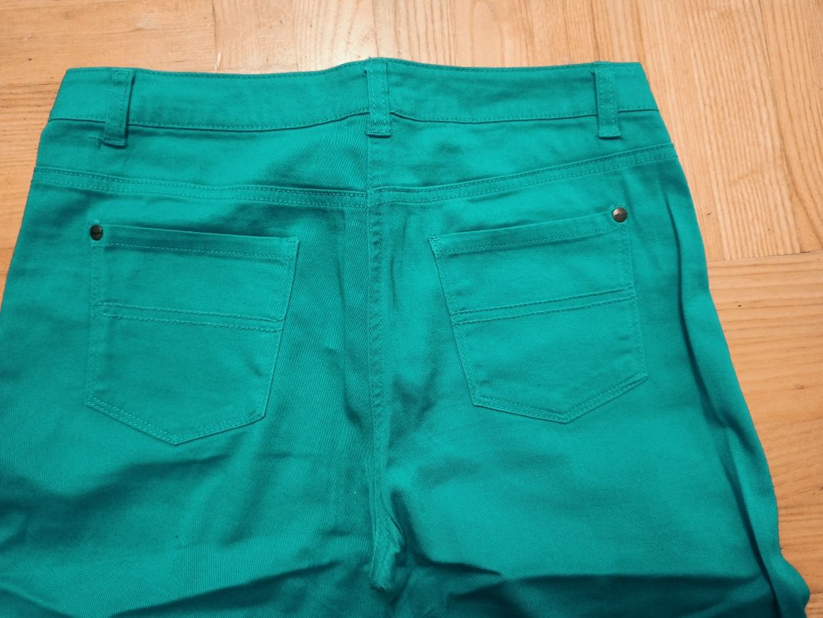 Spodnie damskie zielone, wysoki  stan. F&F