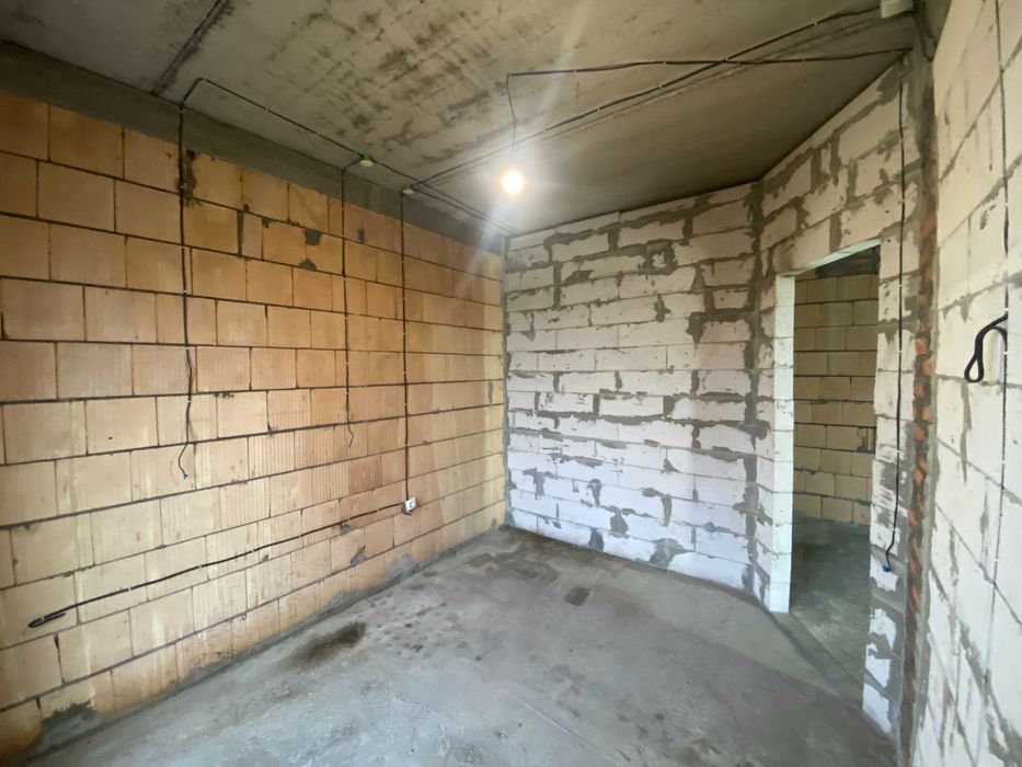 Таунхаус з найбільшою ділянкою в центрі міста, військовим знижка