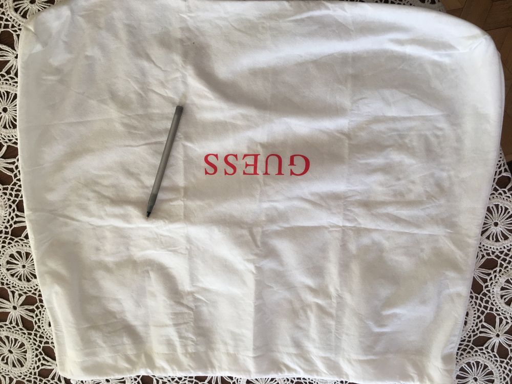 Worki przeciwkurzowe Dkny Guess Marccain Coccinelli