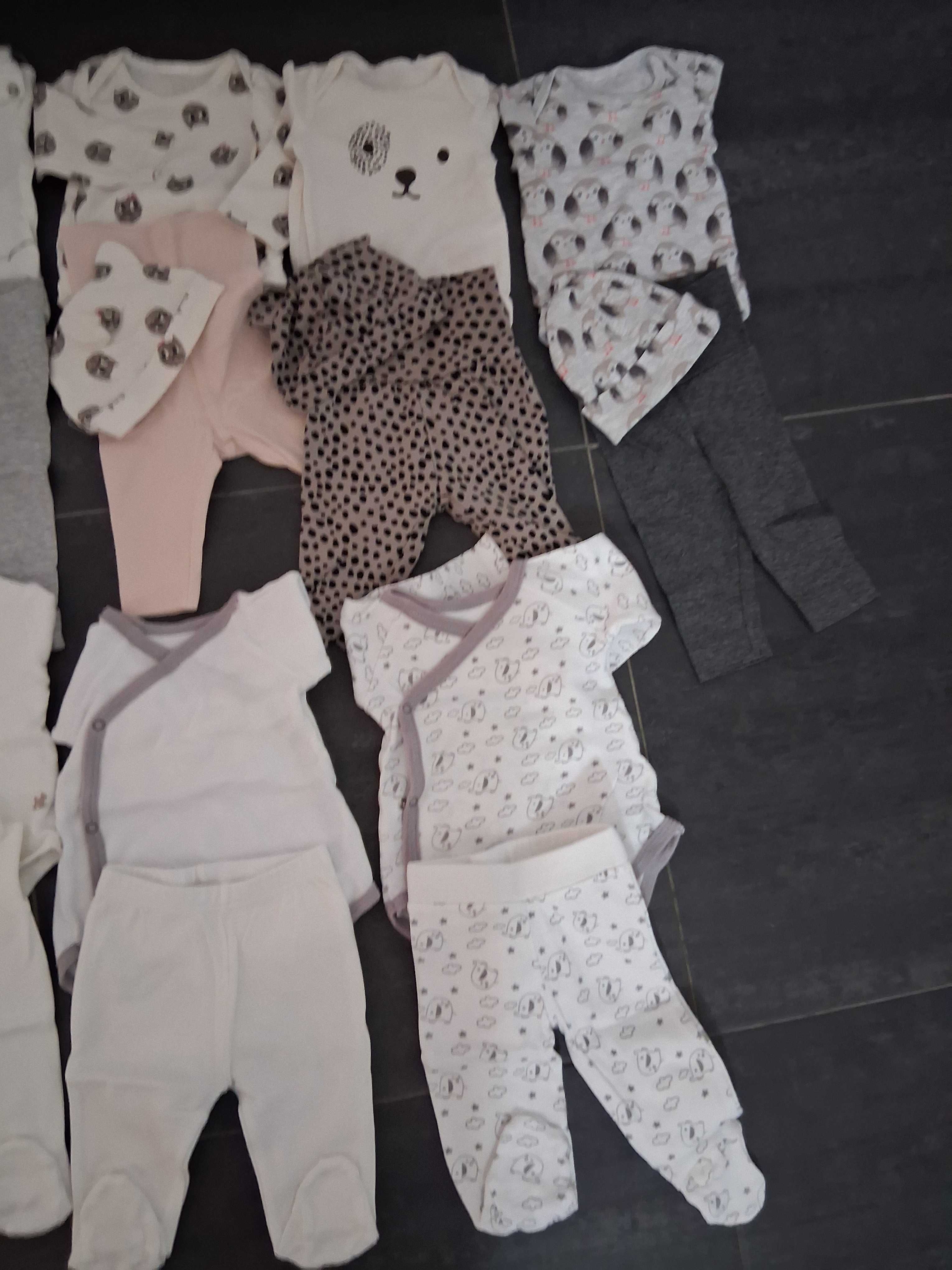 Roupa bebé/menina