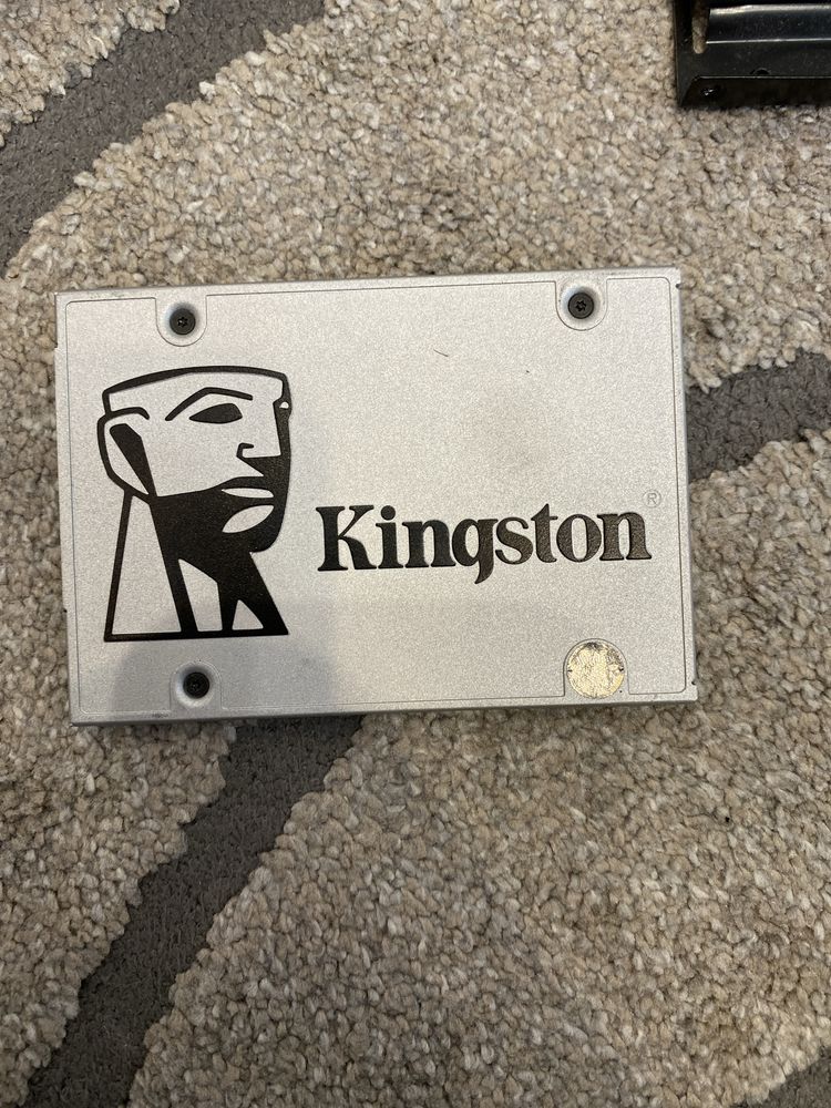 Жосткий диск Dell, kingston,Intel